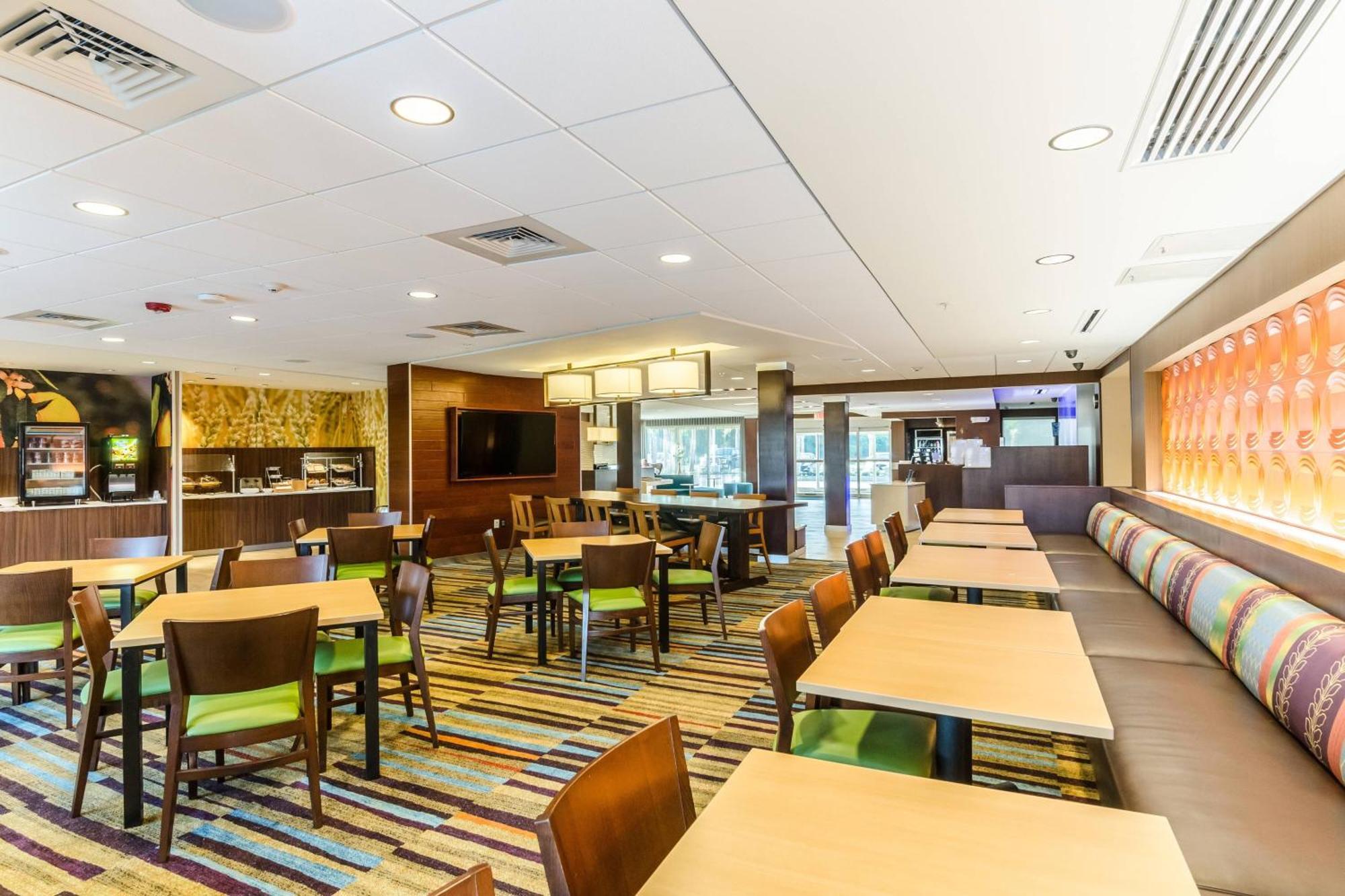 Fairfield Inn & Suites By Marriott Panama City Beach Upper Grand Lagoon Exterior photo